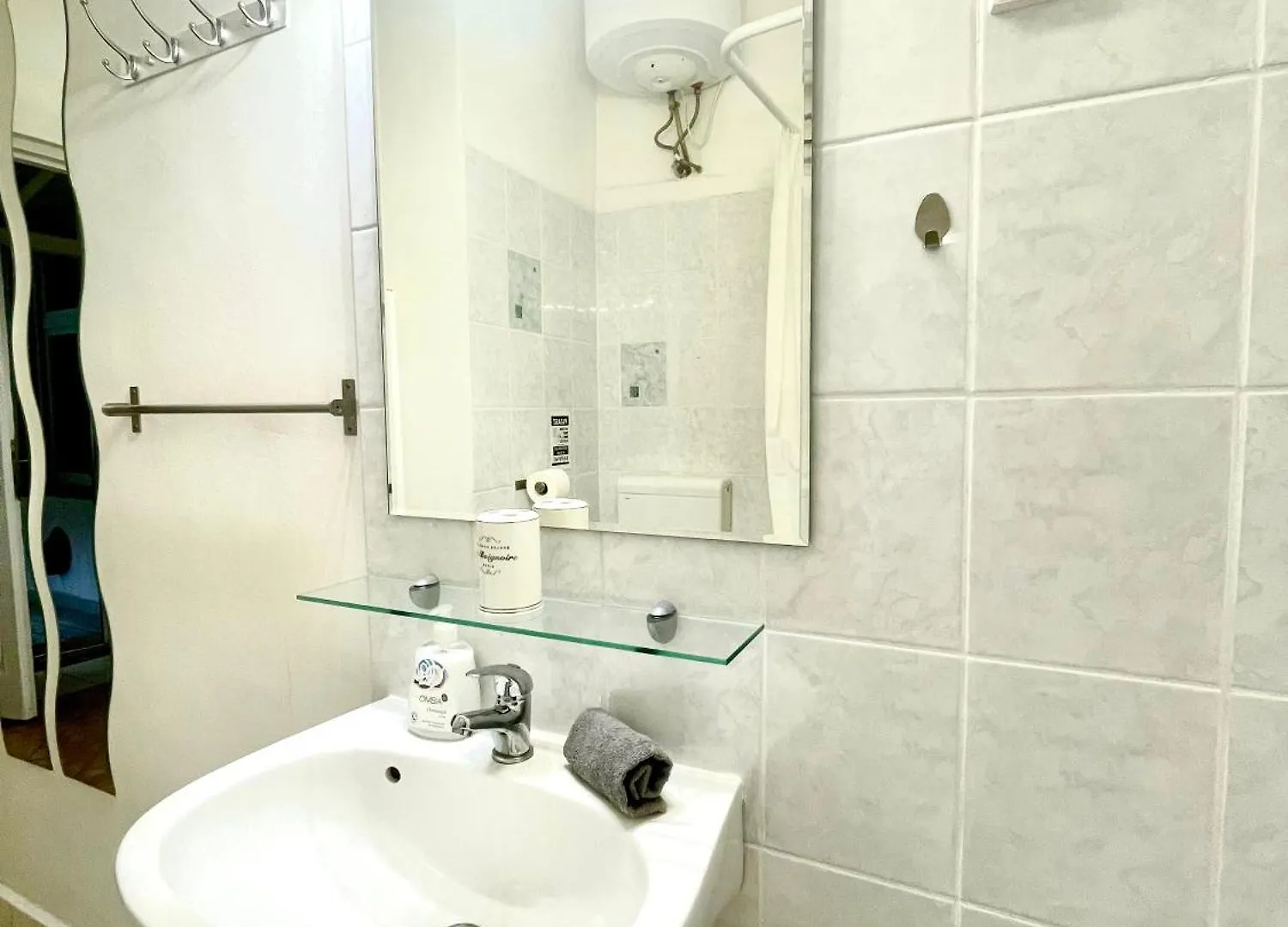 Small Cosy Apartment Near The Famous Westend City Center Budapest