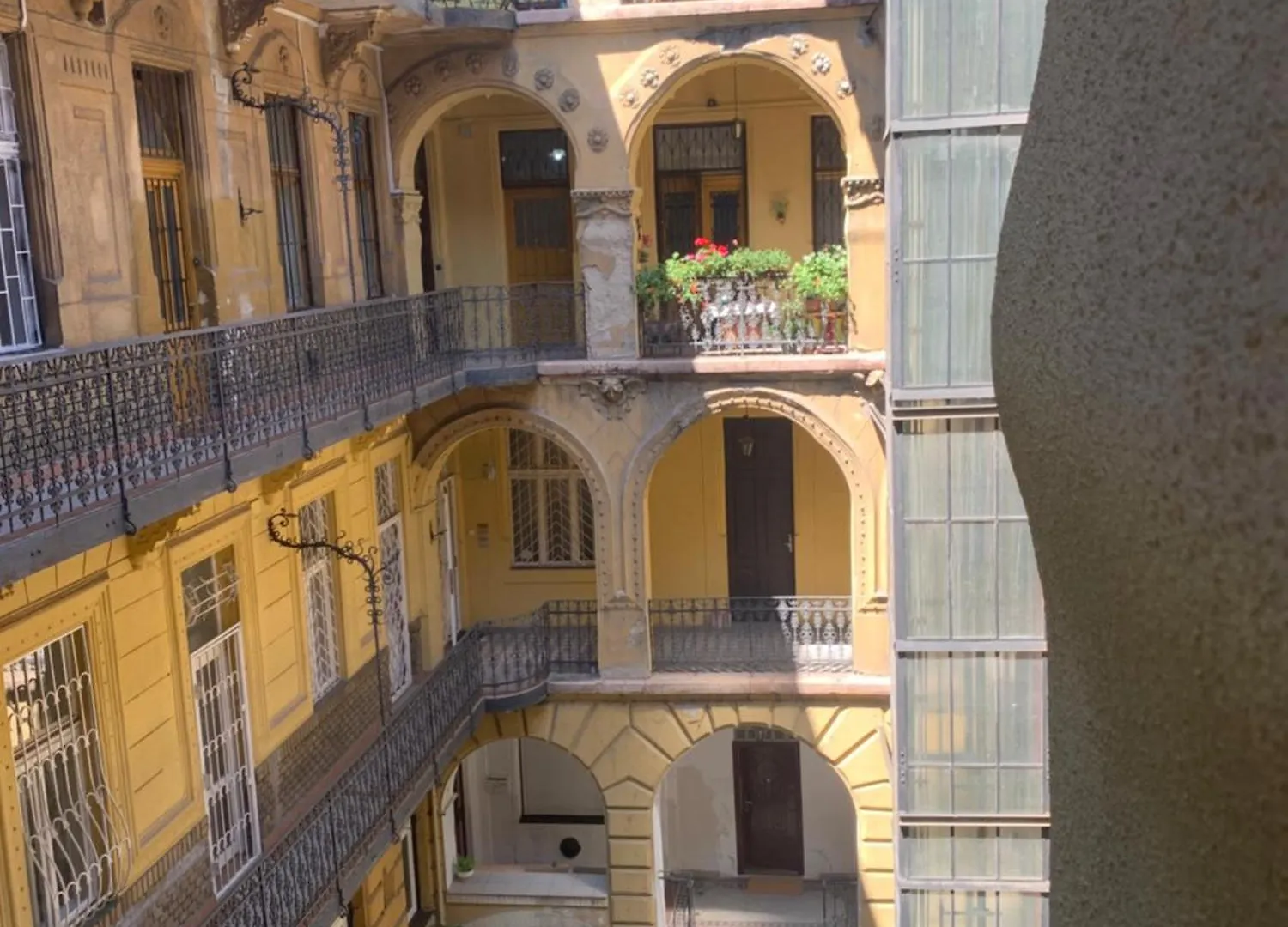 Small Cosy Apartment Near The Famous Westend City Center Budapest Magyarország