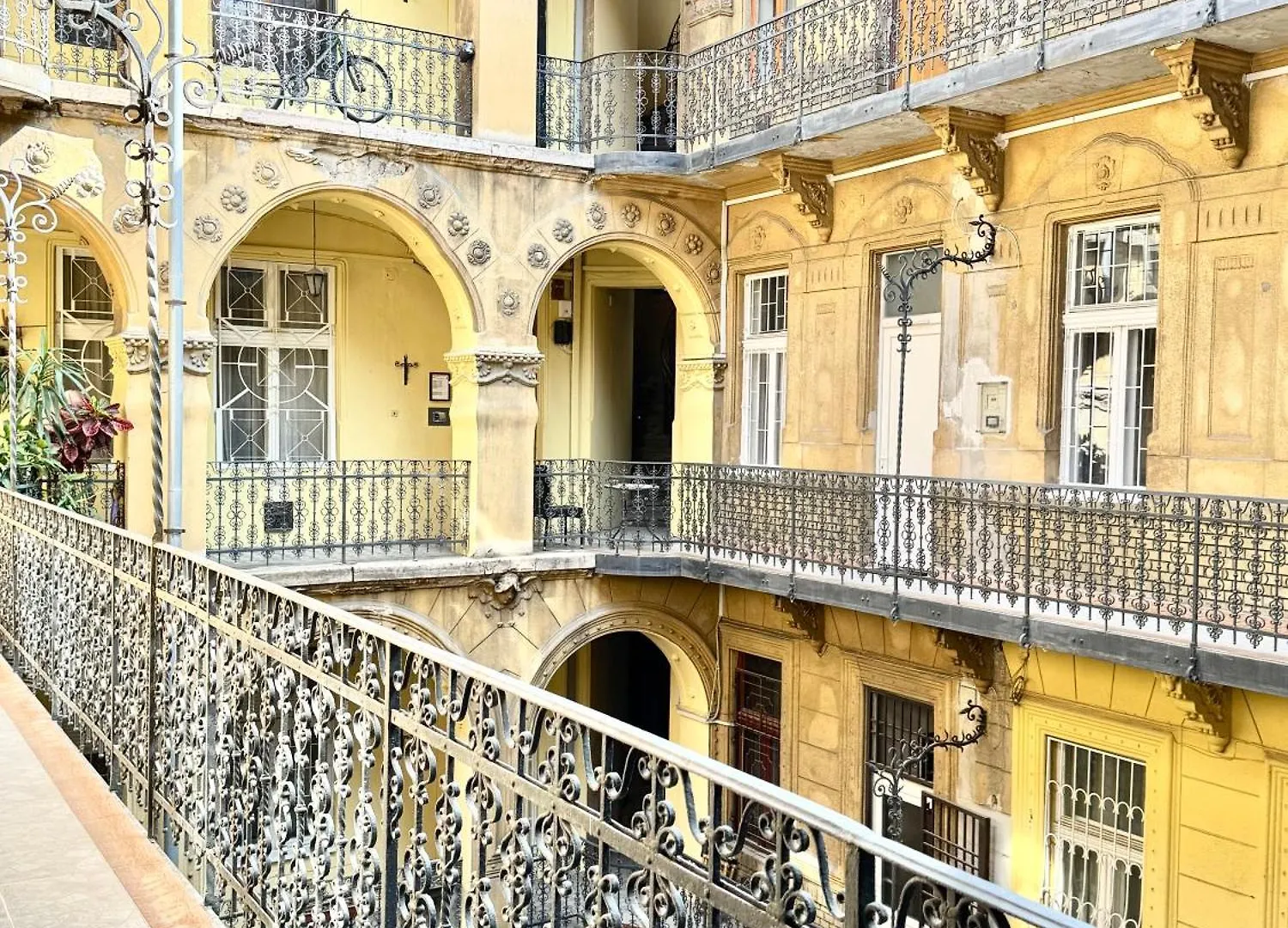 Small Cosy Apartment Near The Famous Westend City Center Budapest